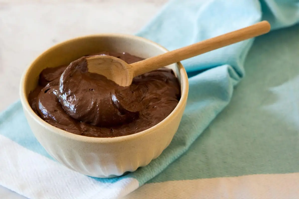 A bowl of melted chocolate